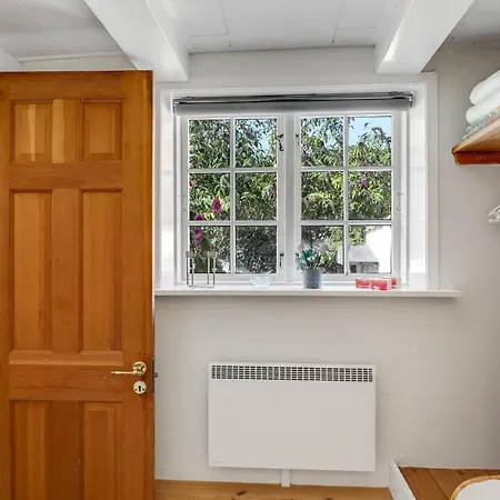 1 Bedroom Awesome In * Svaneke