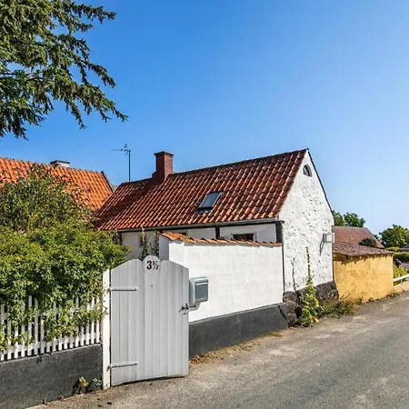 1 Bedroom Awesome In *
