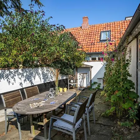 1 Bedroom Awesome In