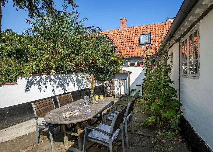 1 Bedroom Awesome In
